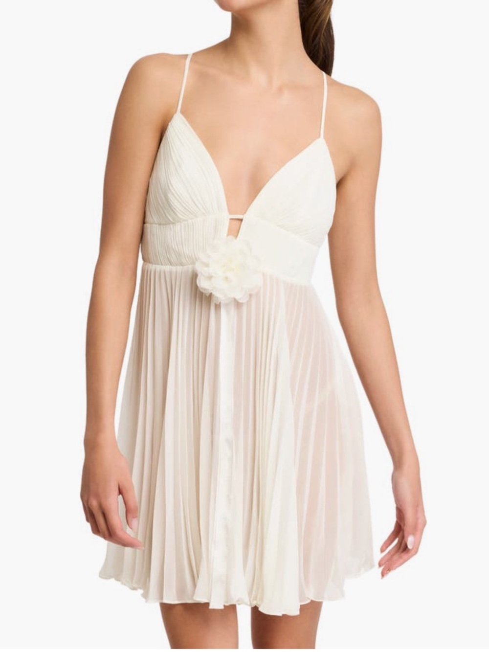 NWT Rya Collection Shirin Pleated Rosette Chemise & Thong Set - Ivory M